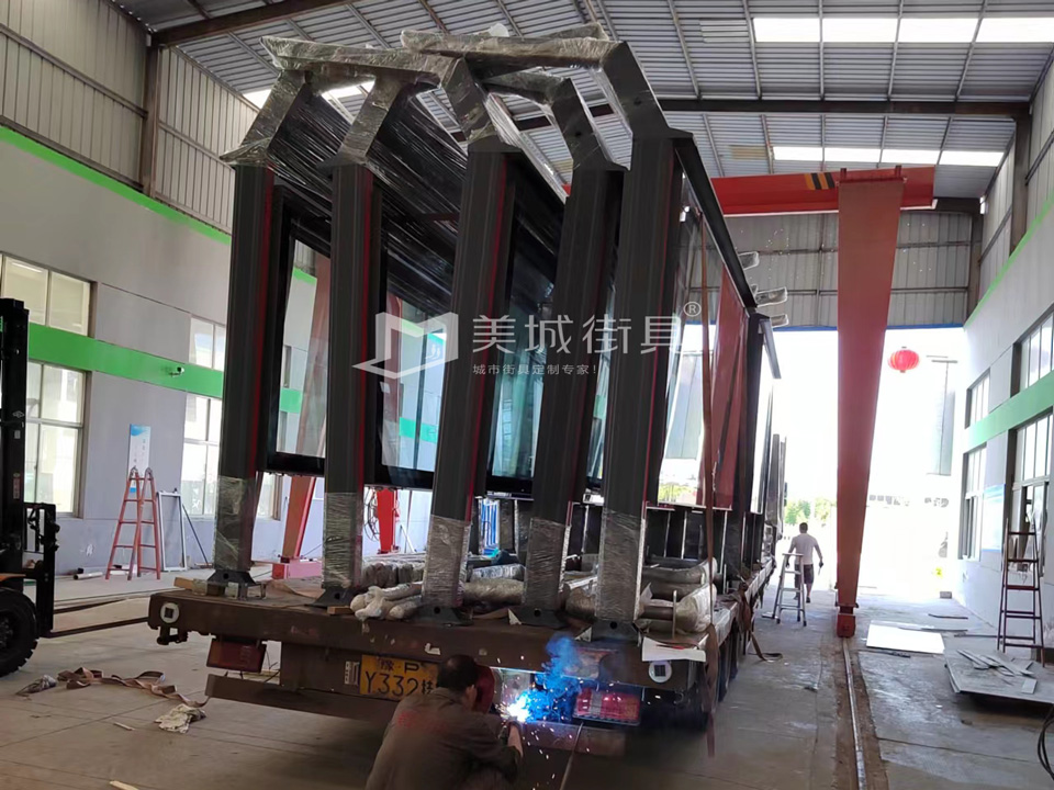 武漢公交站臺(tái) 武漢公交站臺(tái)