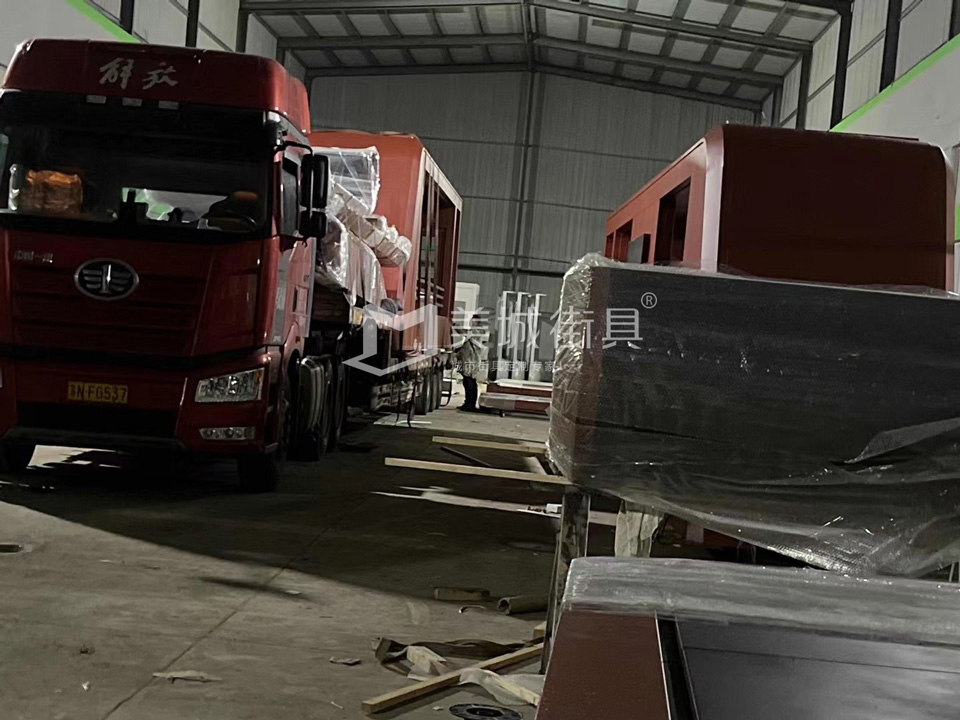 2022.10.6美城街具供應忻州第二車、第三車候車亭發(fā)貨記錄